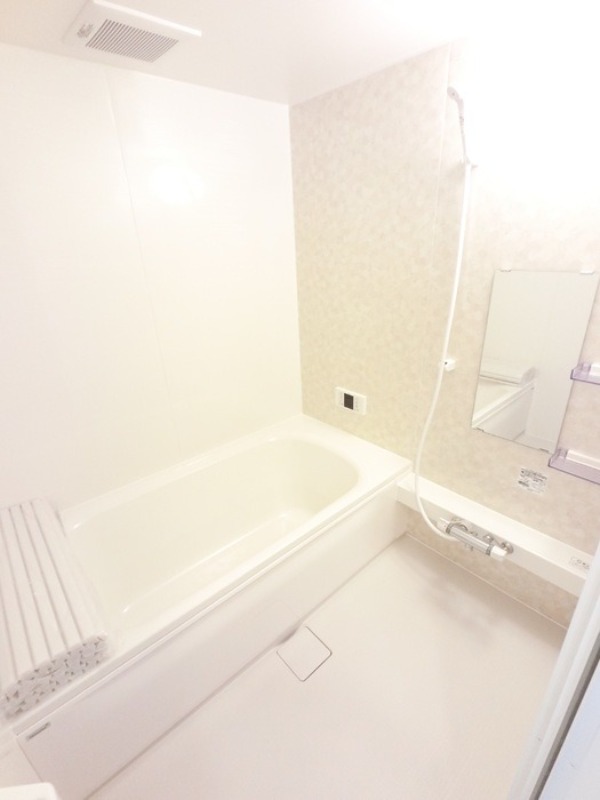 バス・シャワールーム　図面と現状に相違がある場合には現状を優先