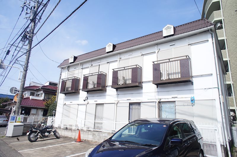 建物外観　２沿線利用可能な南流山駅徒歩９分（７２０ｍ）