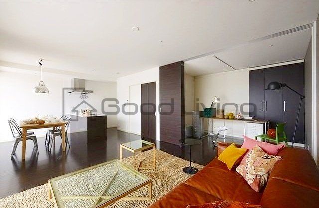 居室・リビング　ここで楽しい食事の時間