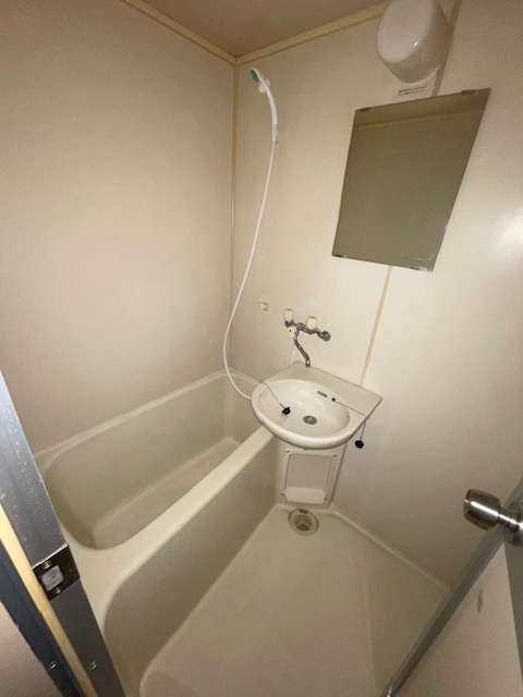 洗面設備　使いやすい洗面所です