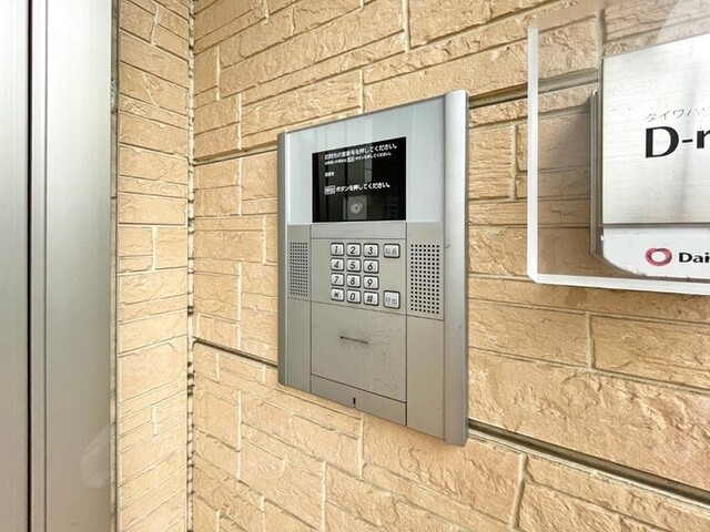 ロビー　オートロック