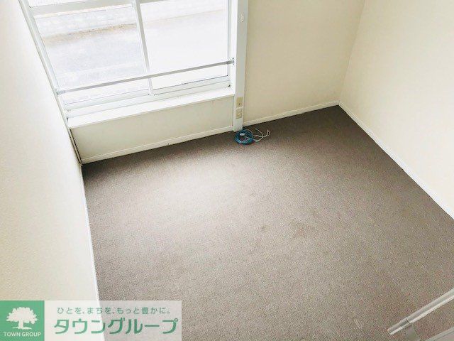 キッチン　便利な二口電気コンロです。