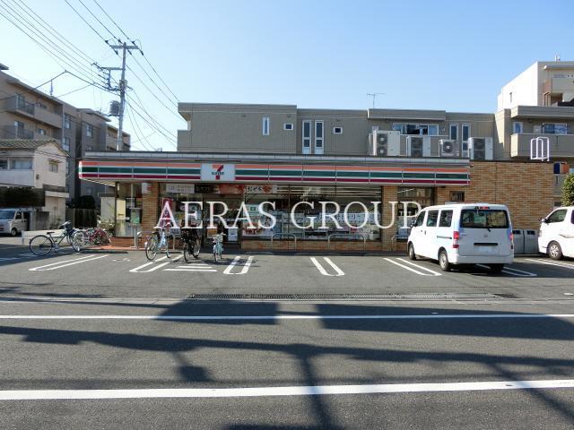 コンビニ　セブンイレブン大田区新蒲田3丁目店（コンビニ）まで125m