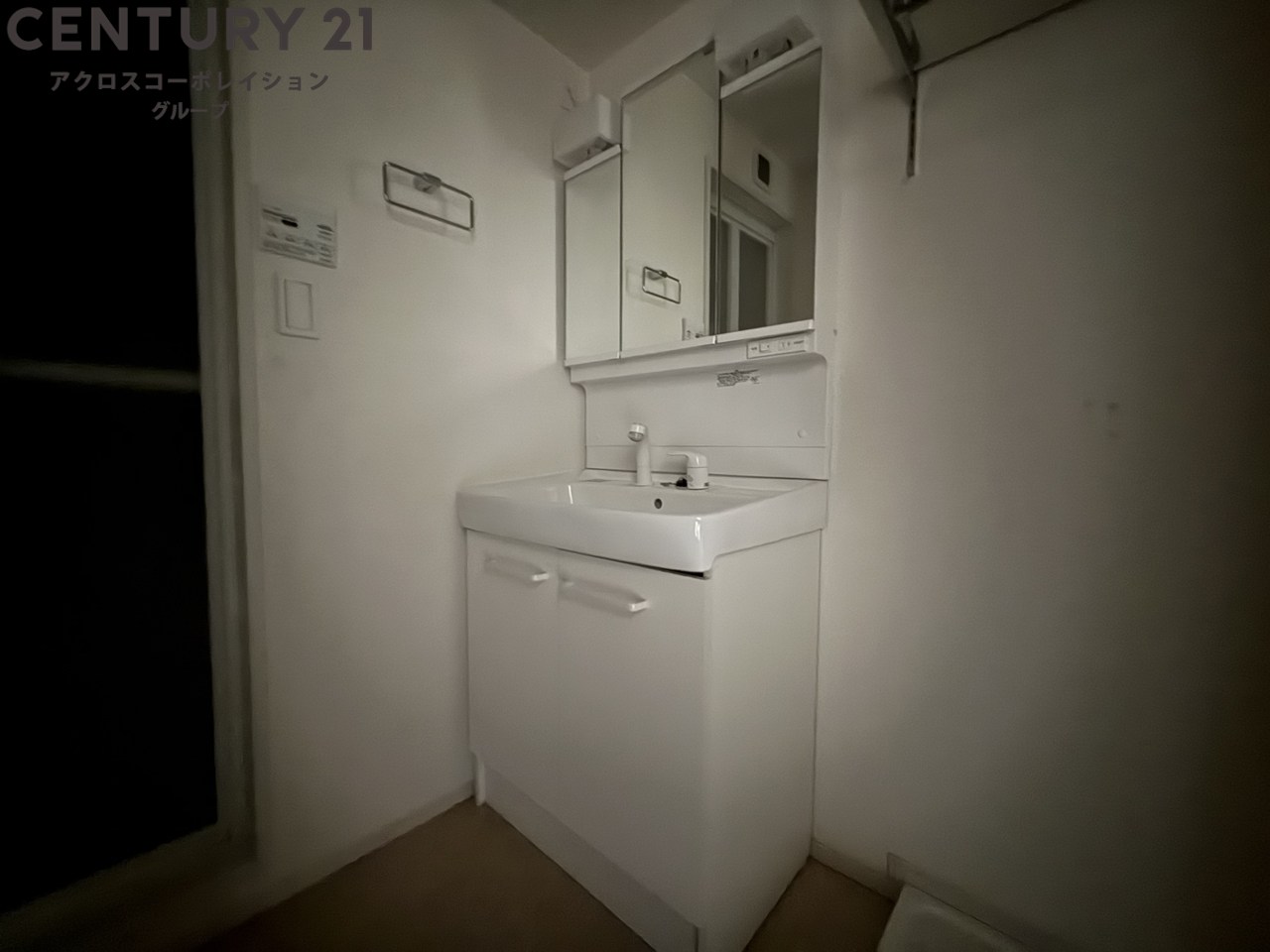 洗面設備　独立洗面化粧台付き☆