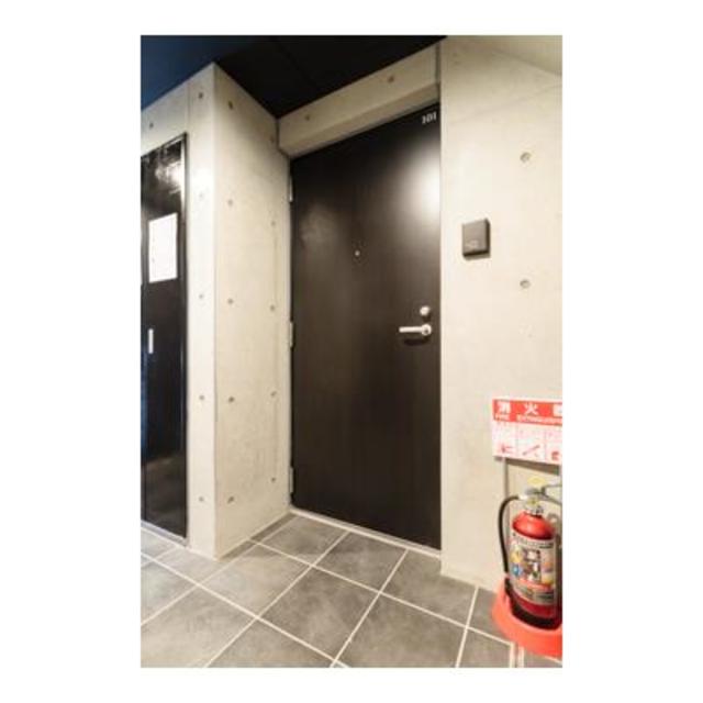 玄関　※写真は同タイプ住戸です。