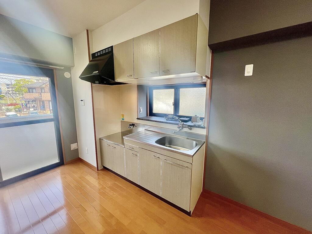 キッチン　※同物件、別号室の写真（現状優先）