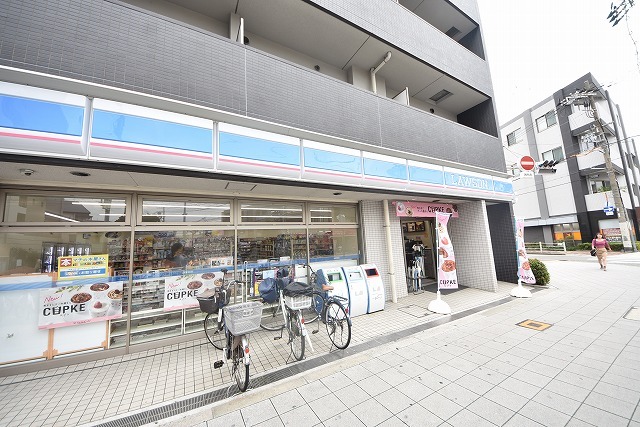 コンビニ　ローソン　城東古市二丁目店（コンビニ）まで246m