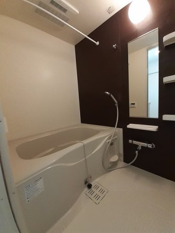 バス・シャワールーム　ゆったり過ごせるお風呂です