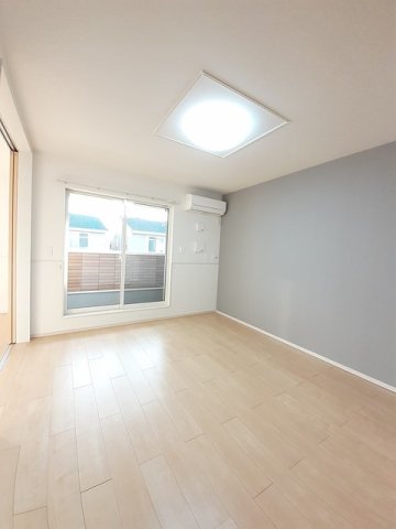 居室・リビング　おしゃれな居間です