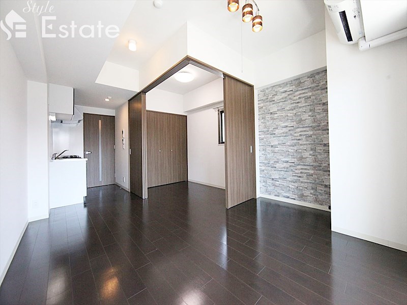 居室・リビング　内装