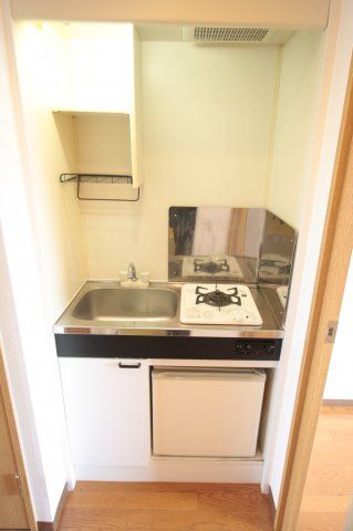 キッチン　（別タイプ参考写真）サンテミリオン大塚弐番館　豊島区北大塚3