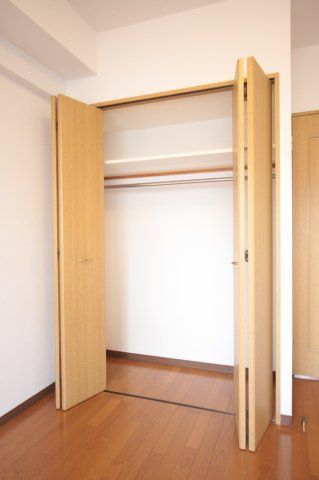 収納　（別タイプ参考写真）サンテミリオン大塚弐番館　豊島区北大塚3