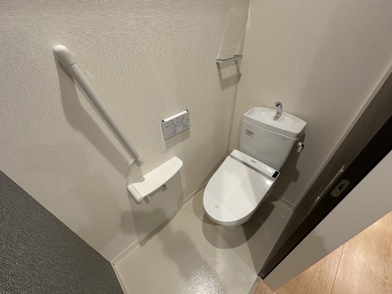 トイレ　別室写真