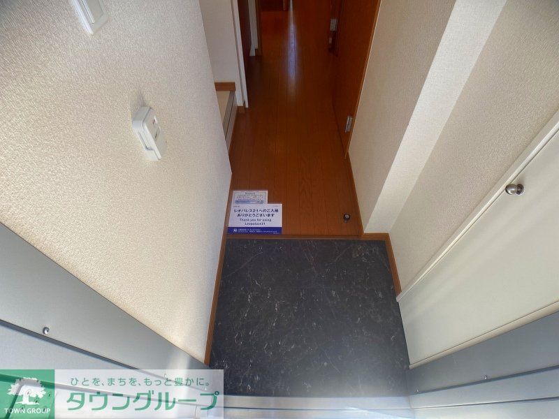 玄関　現況を優先