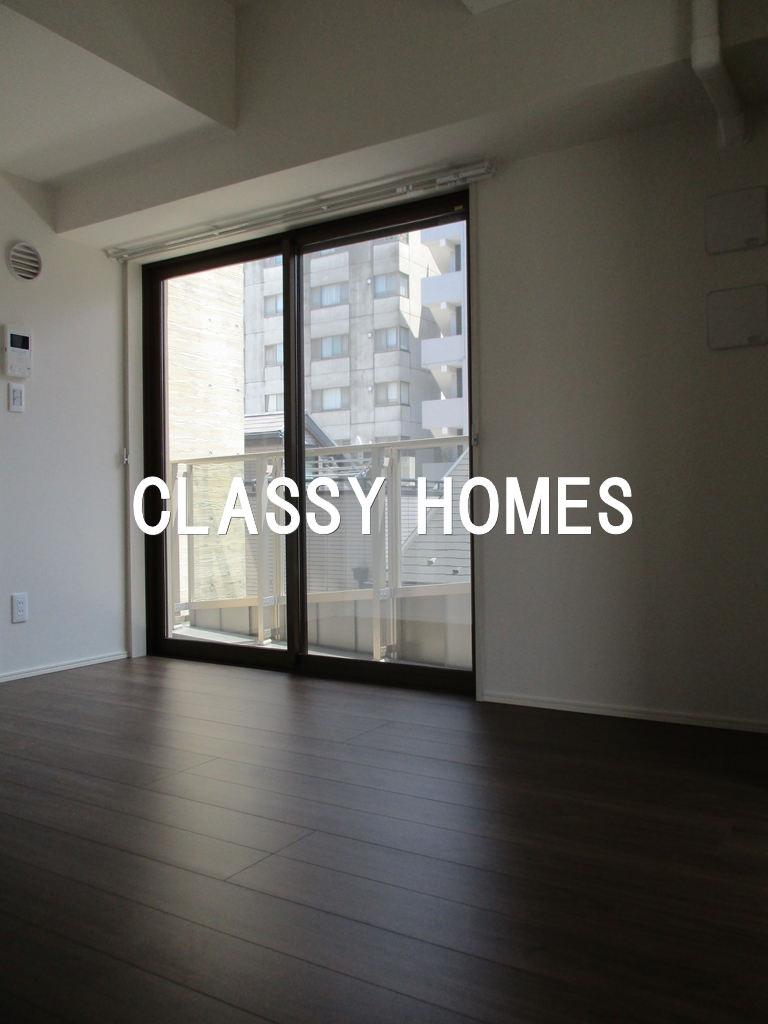 居室・リビング　2019年竣工　ラディ―チェ芝：居室