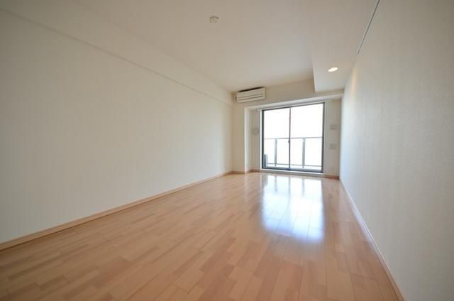 居室・リビング　★11.1帖の開放的な洋室★