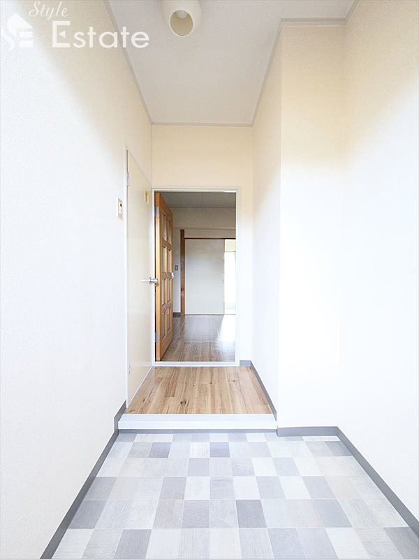 玄関　玄関スペース