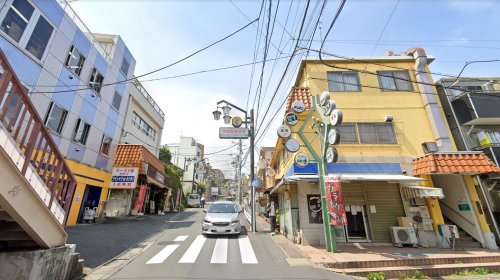 ショッピングセンター　月見台名店街（ショッピングセンター）まで408m