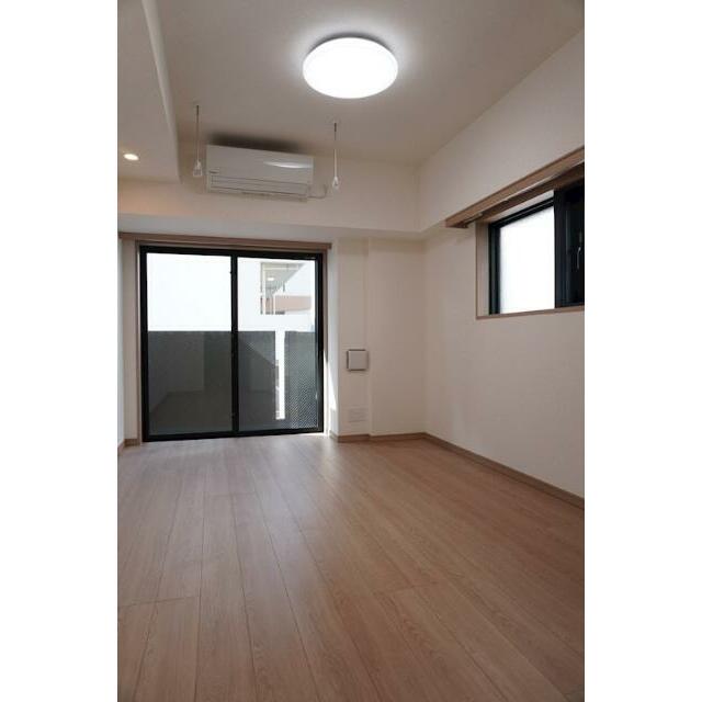 居室・リビング　※反転タイプ