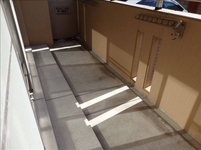 バルコニー　落ち着いた時間を過ごせるバルコニーです