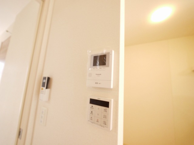 セキュリティ　モニター付きインターホンです