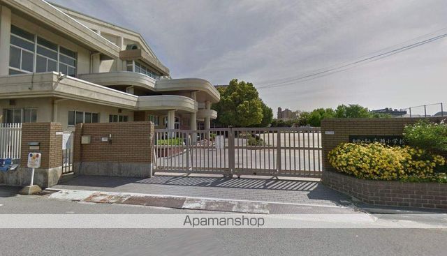 小学校　広瀬小学校（小学校）まで230m