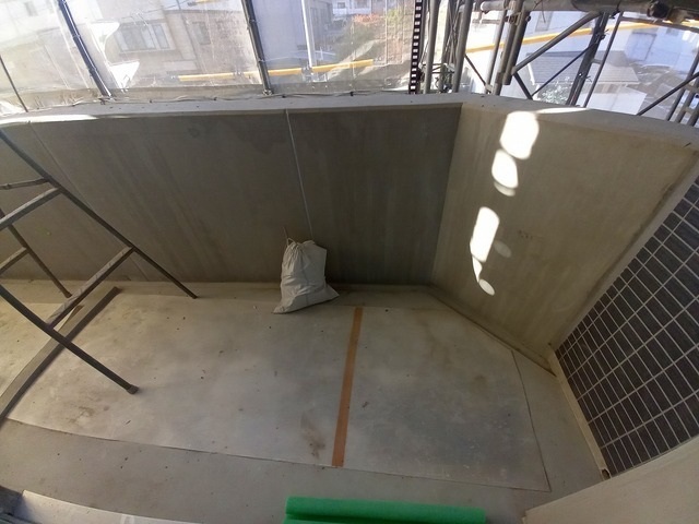 バルコニー　同間取り　別号室の写真