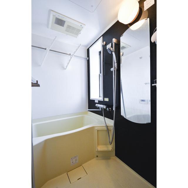 バス・シャワールーム　収納