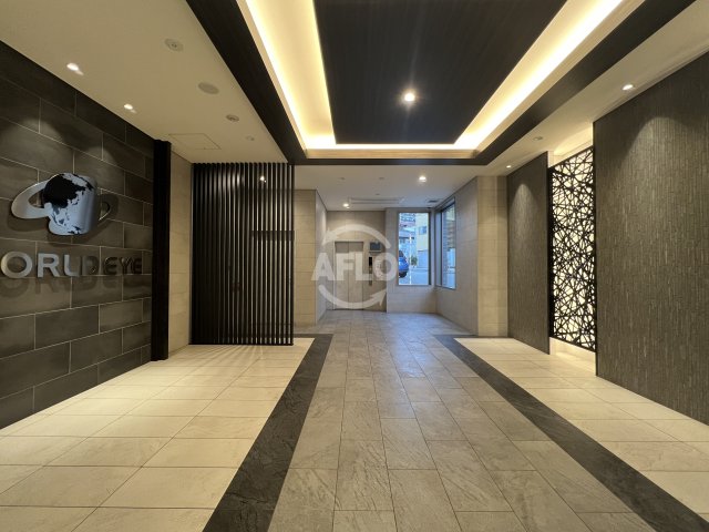 ロビー　ワールドアイ難波南PORTA　ロビー