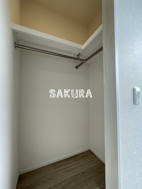 収納　嬉しいウォークインクローゼット♪