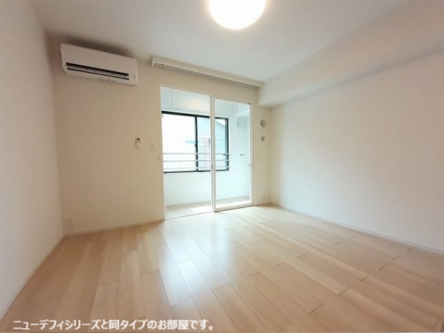 居室・リビング　図面と現状に相違がある場合には現状を優先