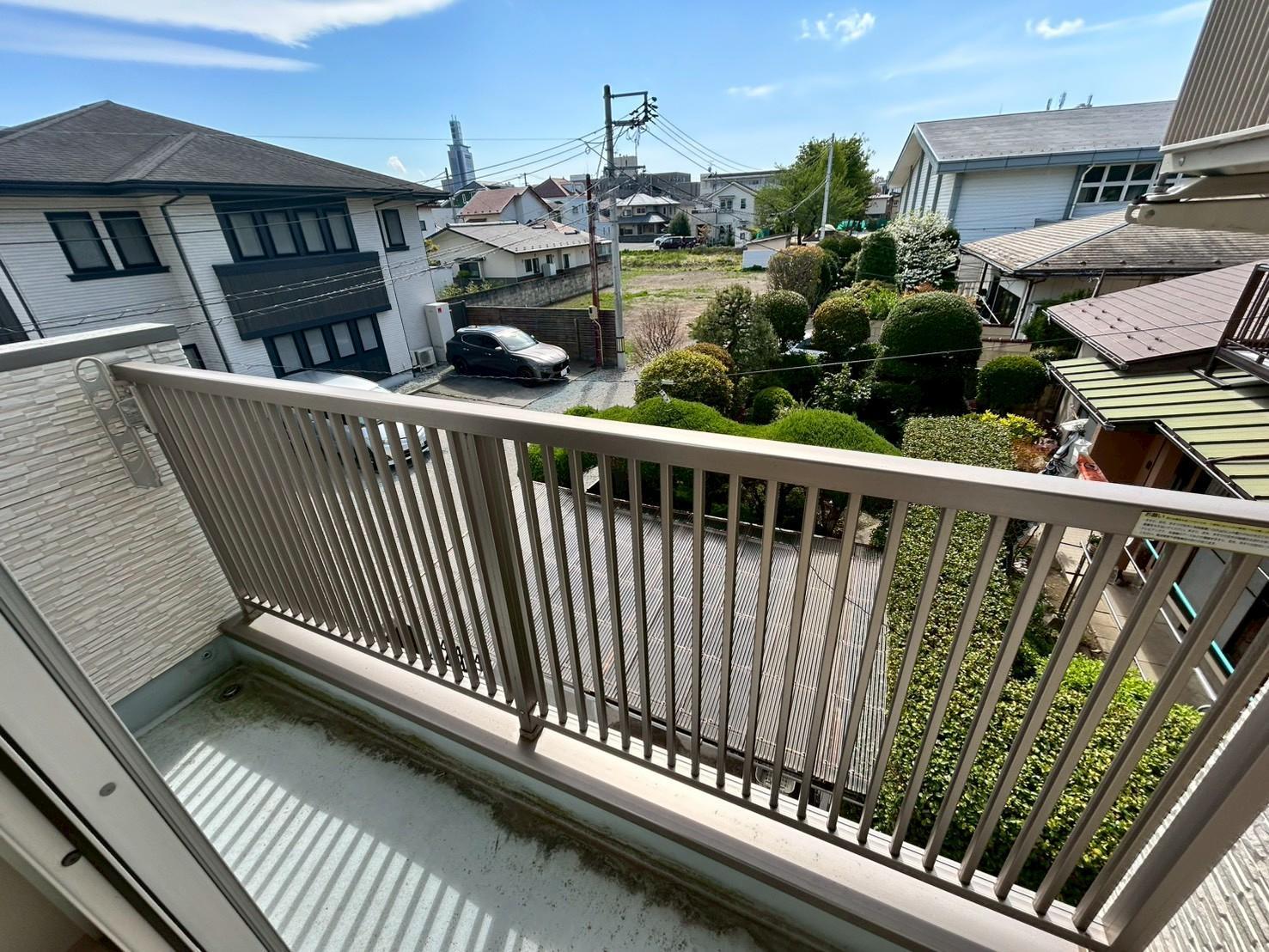 バルコニー　洗濯物が干せるベランダです