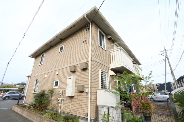 建物外観　☆近隣施設充実の立地☆