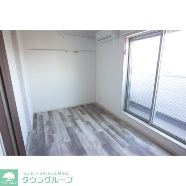 居室・リビング　※別部屋参考写真