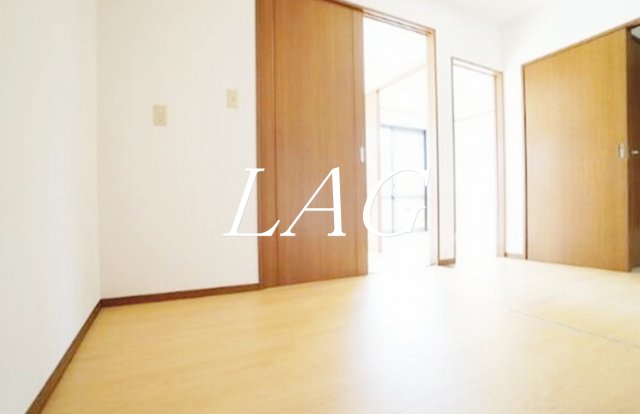 居室・リビング　洋室のお部屋です。