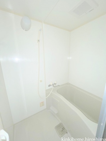 バス・シャワールーム　写真は別のお部屋です。※現況優先でお願いします