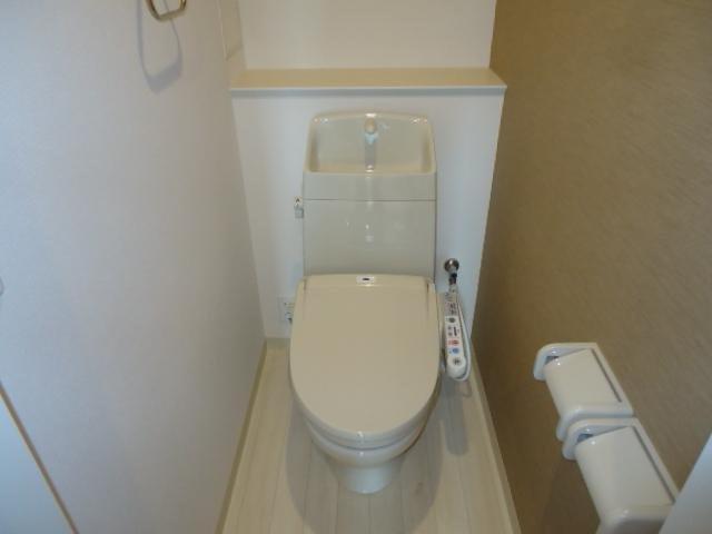 トイレ　トイレ