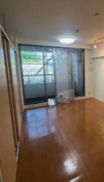 居室・リビング　室内写真は別部屋参考写真になります。