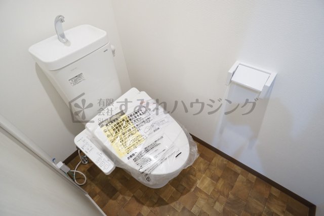 トイレ　参考、同建物・反転間取りの号室