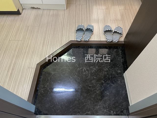 玄関　別号室参考写真です