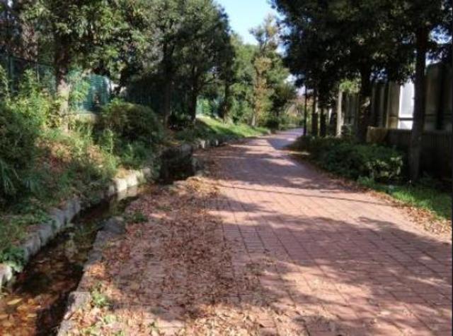 公園　二ケ村緑道（公園）まで848m