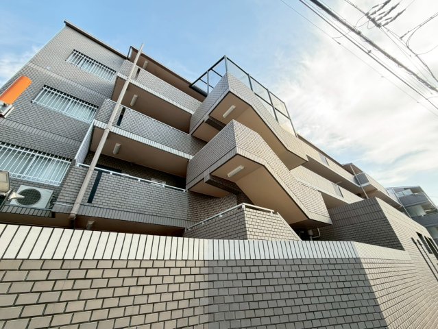 建物外観　詳細は、RISUMO江坂本店までお問合せください♪