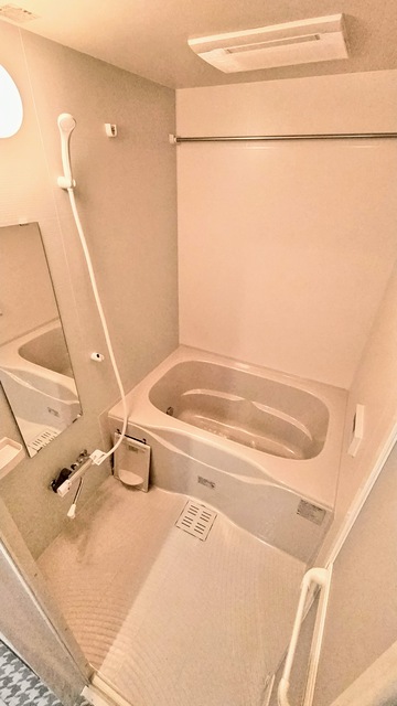 バス・シャワールーム　★浴室乾燥機、追焚付きのバスルーム★