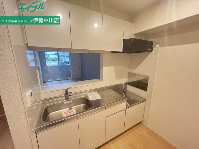 キッチン　別部屋反転タイプ
