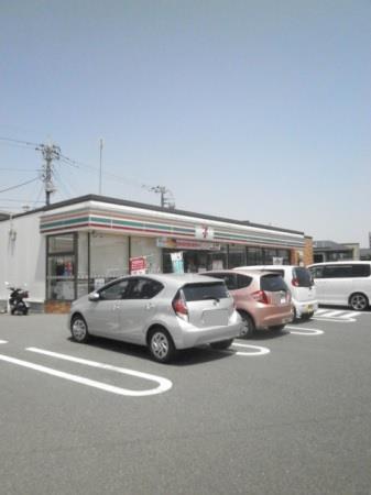 コンビニ　セブンイレブン高崎貝沢町店（コンビニ）まで281m