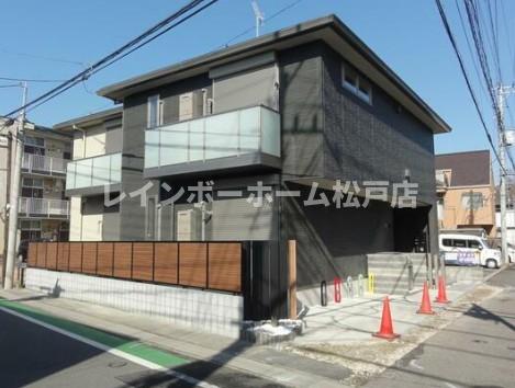 建物外観　建物外観を気になさる方へ、見た目の良い物件です