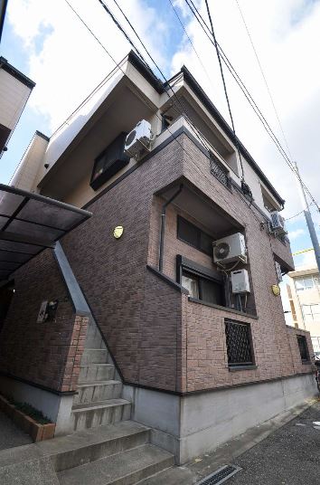 建物外観　外観は落ち着いています