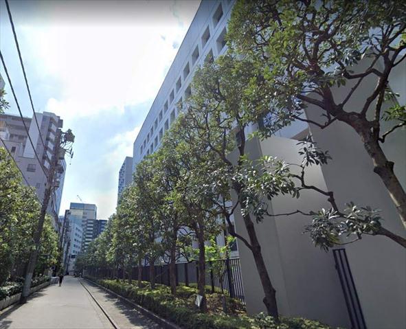 銀行　（株）三菱ＵＦＪ銀行／ビジネスローン営業部（銀行）まで240m
