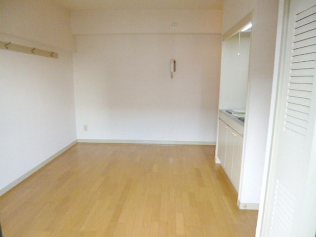 居室・リビング　★お部屋探しは株式会社タウンハウジング東京まで★