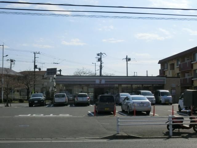 コンビニ　セブンイレブン浦安堀江6丁目店（コンビニ）まで672m